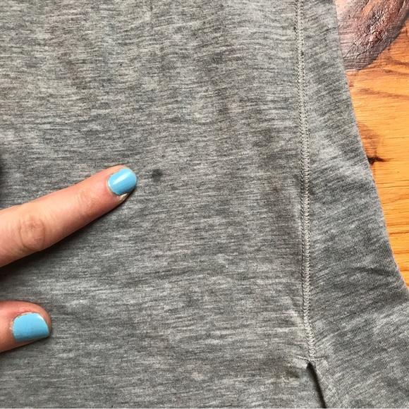 Lululemon Gray Split Side Racerback Tank Top, EUC, 6 - Picture 5 of 9